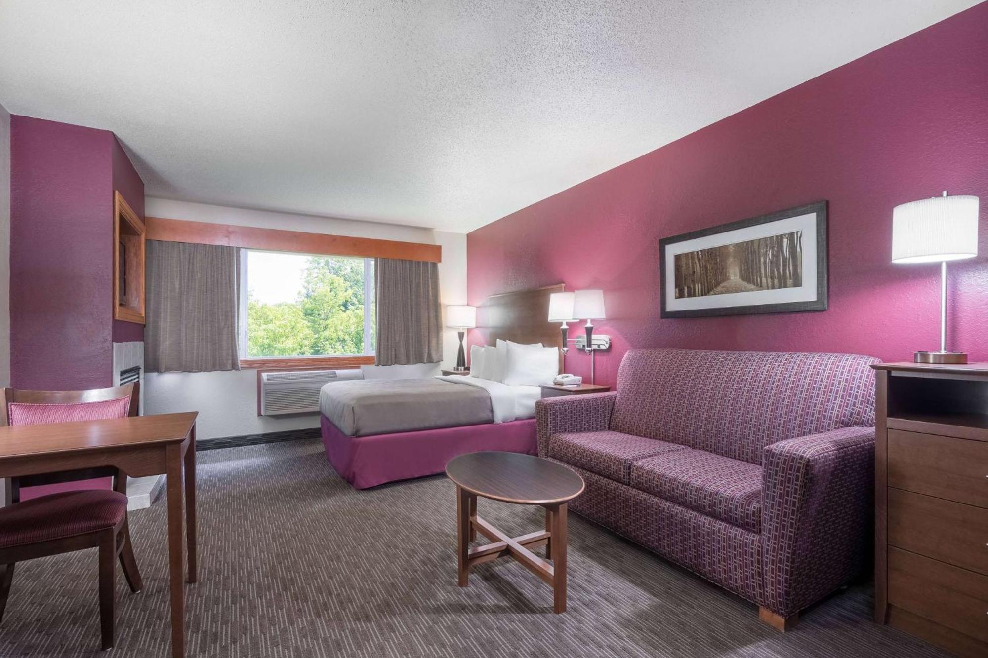 Americinn By Wyndham Baldwin Dış mekan fotoğraf