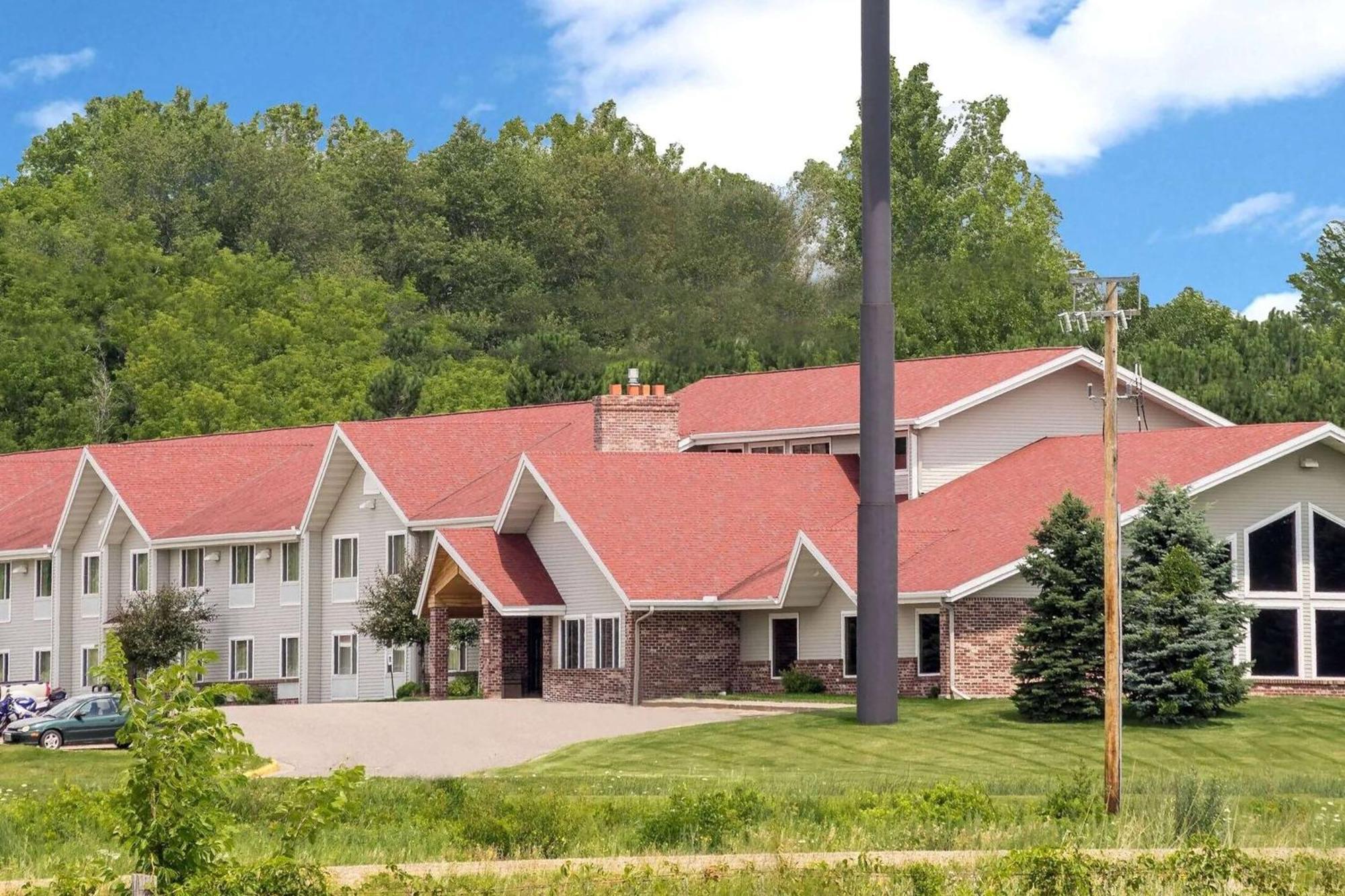 Americinn By Wyndham Baldwin Dış mekan fotoğraf