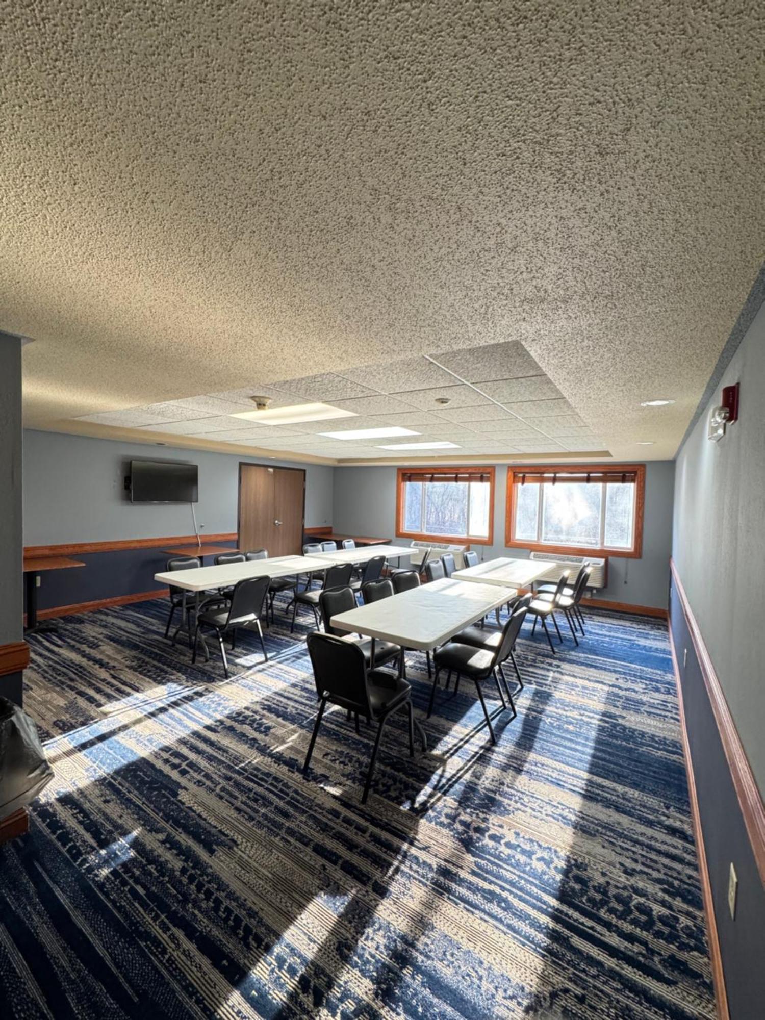 Americinn By Wyndham Baldwin Dış mekan fotoğraf