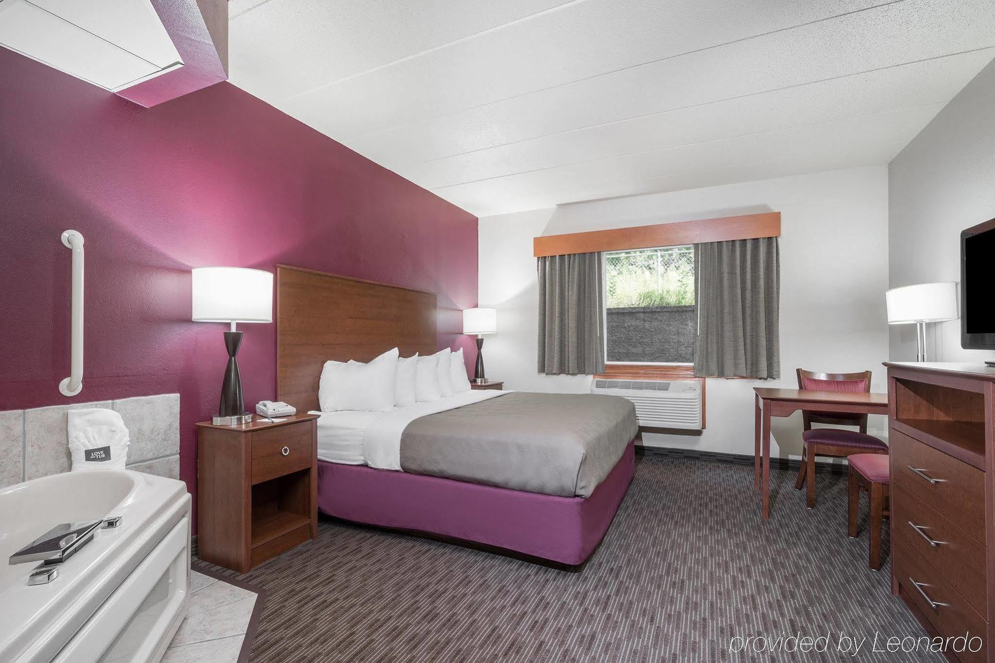Americinn By Wyndham Baldwin Dış mekan fotoğraf