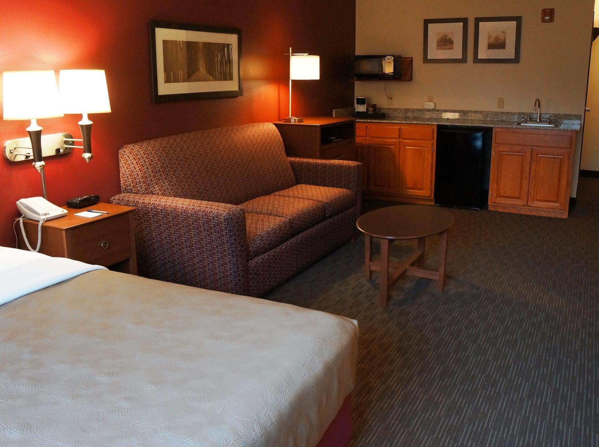 Americinn By Wyndham Baldwin Dış mekan fotoğraf